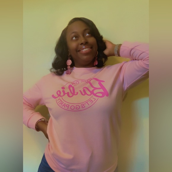 BELLA IS LIVE WITH HER SOLO SHOW (HOME OF NAME YOUR PRICE) 💜 - Picture 11 of 13